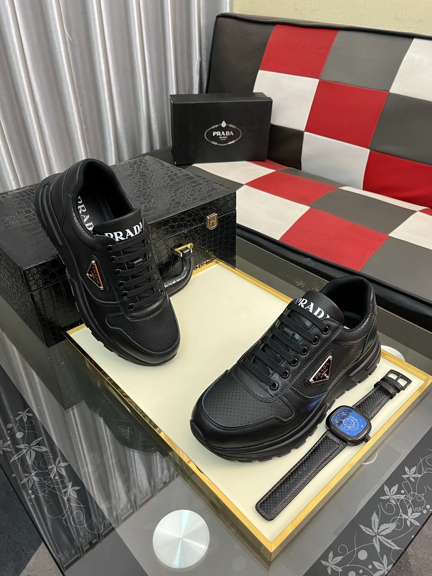 Men's shoes 💰420⌚️⌚️【PRADA】Prada - high-end quality original order 🔍🔍🔍 casual sports shoes - upper: 🔝 Nappa calfskin, brand hollow mesh hot reflective technology, tongue injection brand logo - lining: water-dyed cowhide - outsole: ultra-light TPU foam rubber; molded outsole -Ultra-high quality control and fine workmanship: highlighted (high-end, extravagance, and class) -Size: 38-443️⃣colors available